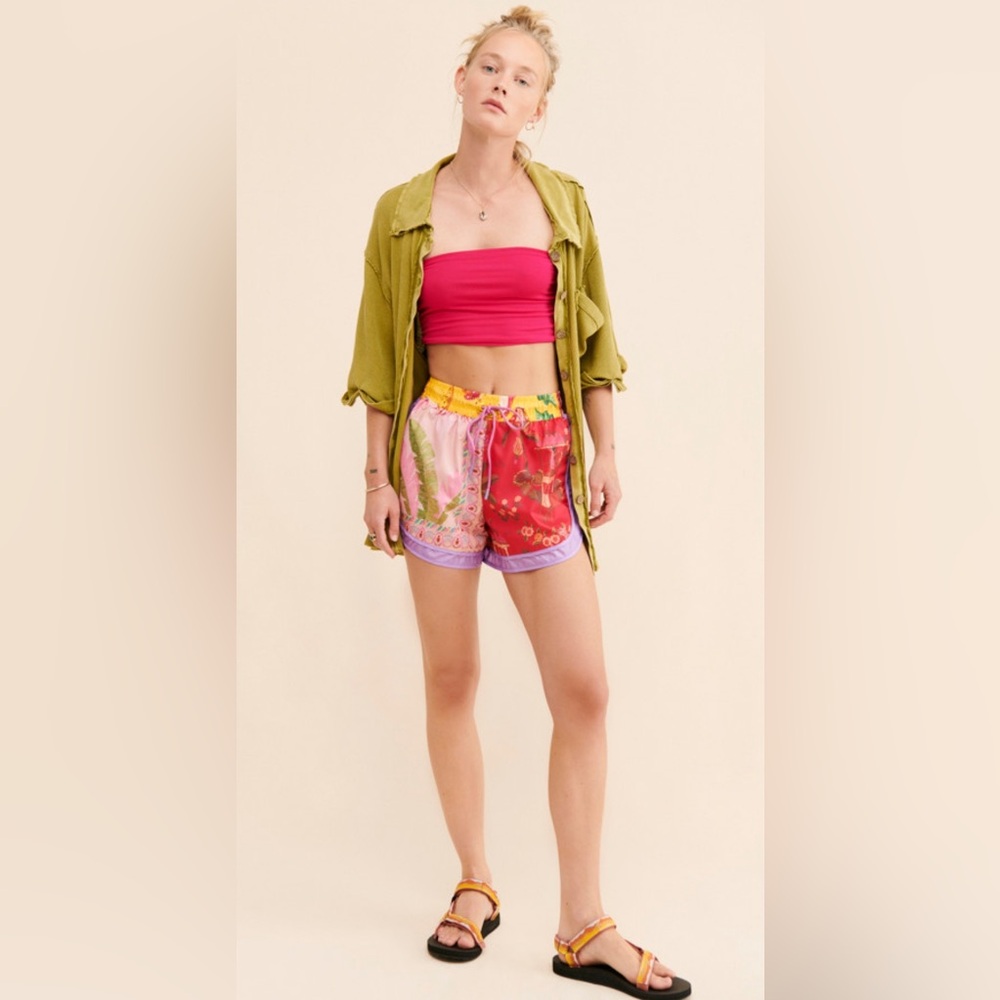 Farm Rio Mini Shorts in Size Large